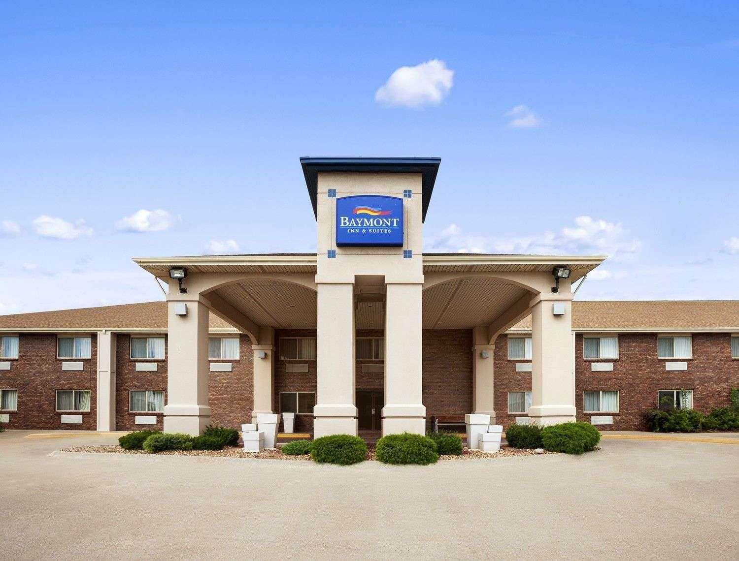 Quality Inn Lincoln Cornhusker Экстерьер фото